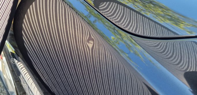 Hagelschaden am PKW Detailaufnahme